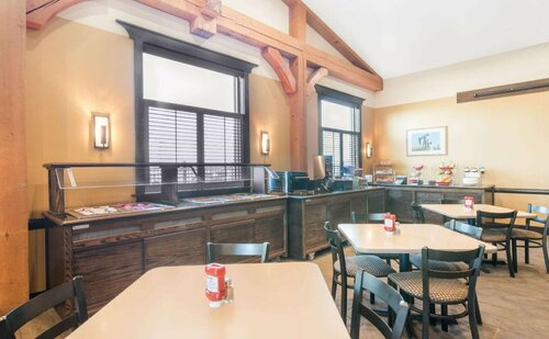 Hawthorn Suites by Wyndham Williston, Buchen Sie Hotel Williston 