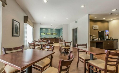 Sleep Inn & Suites Clintwood, Book Hotel Hoteller i Virginia med parkering, Parkering