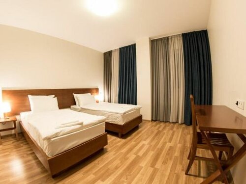 Hotel Deka Gudauri, Varaa Hotelli Mtkheta-Mtianeti hotellit, joissa on pysäköinti, Pysäköinti
