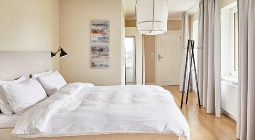 Hotel Smucke Steed, Забронировать Отель Отели Глюксбург с парковкой, Парковка
