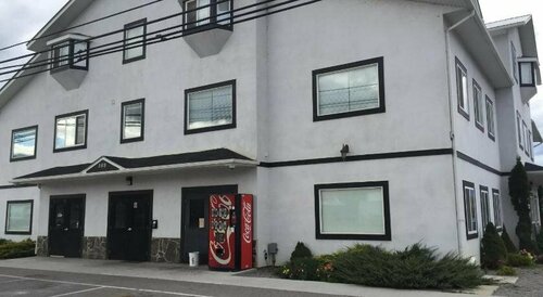 Invermere Hostel, Prenota Ostello Ostelli a Columbia Britannica, Ostello