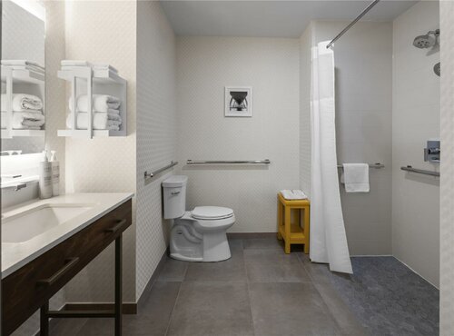 Hampton Inn & Suites Richmond Glenside, Забронировать Отель Ричмонд Виргиния