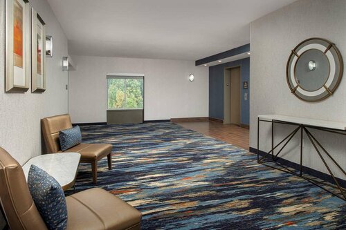 Hampton Inn & Suites Alpharetta-Windward, Забронировать Отель Алфаретта Джорджия