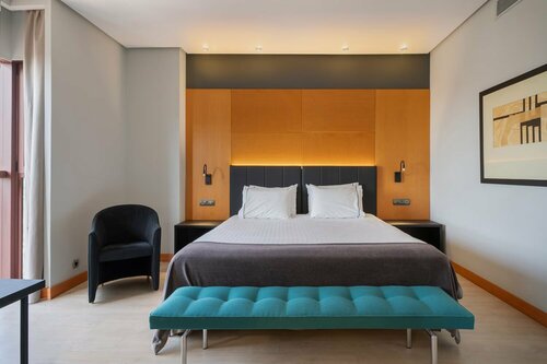 Silken Puerta Madrid, Reservar Hotel Hotéis em Coslada com piscina, Piscina