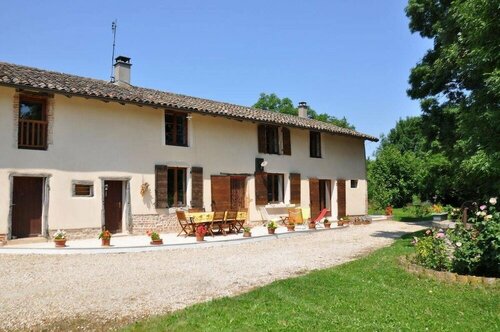 Ferme Passion, Book Bed and Breakfast Saint-Trivier-sur-Moignans 