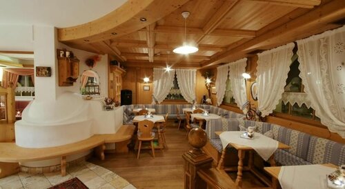 Albergo Conturina, Забронировать Отель Канацеи Трентино-Альто-Адидже