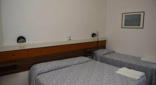 Rivazzurra Hotel, Забронировать Отель Пезаро 