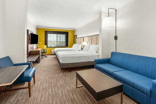 Holiday Inn Express Hotel & Suites Klamath Falls Central, Book Hotel Klamath Falls Oregon