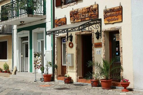 Hotel Pelikan, Забронировать Отель Отели Вирпазар с завтраком, Завтраки