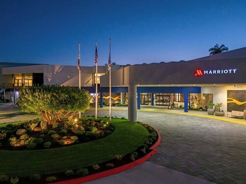 Ventura Beach Marriott, Book Hotel Ventura 