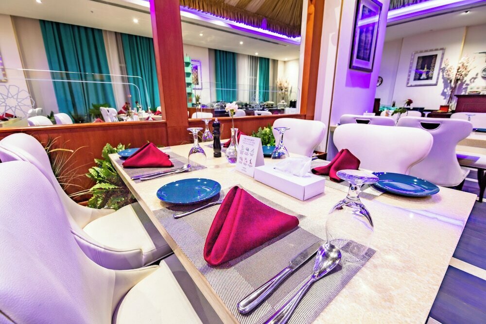Platinum Hotel