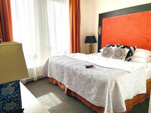 City Solei Boutique Hotel, Забронировать Бутик-отель Старе Място Познань, рядом с Музей музыкальных инструментов