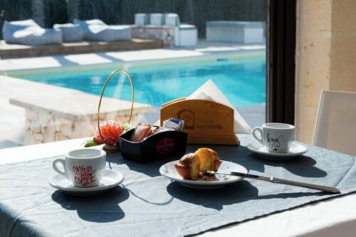 Tenuta San Nicola, Book Bed and Breakfast Novoli hoteller med pool, Swimmingpool