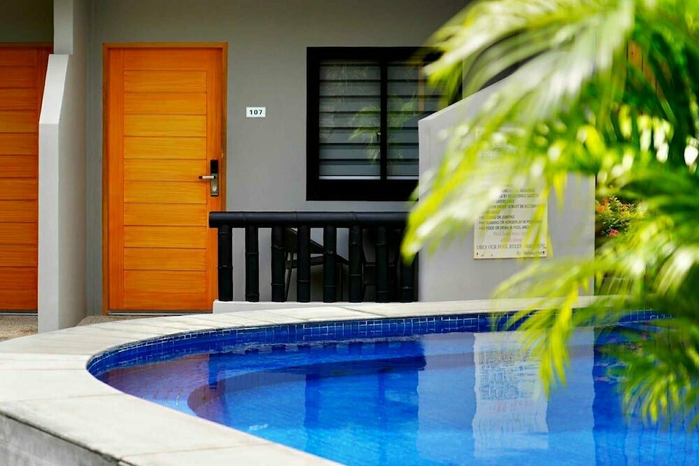 Mayfair Resort