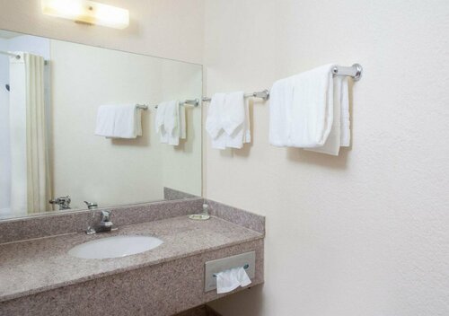 Super 8 by Wyndham Chicago IL, Забронировать Мини-отель Отели Большого Чикаго с завтраком, Завтраки