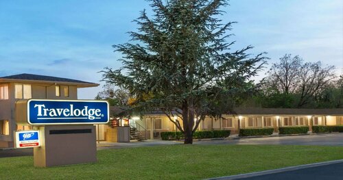 Travelodge by Wyndham Santa Rosa Wine Country, Забронировать Мини-отель Санта-Роза Wine Country - Northern California