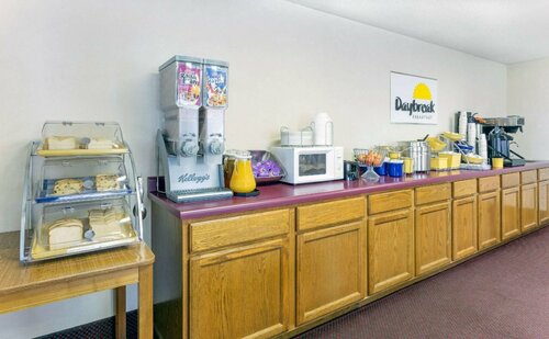 Econo Lodge El Paso, IL, Book Mini-hotel El Paso Illinois
