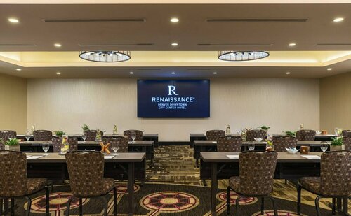 Renaissance Denver Downtown City Center Hotel, Забронировать Отель Денвер Колорадо