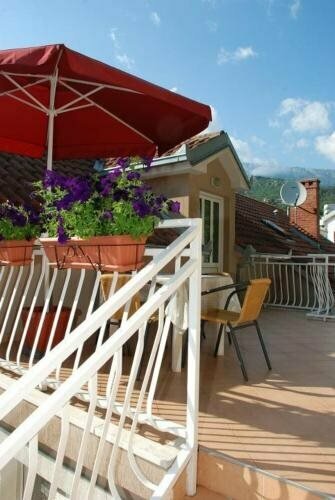 Apartments Mediteran, Забронировать Апартаменты/квартира Отели Округа Херцег-Нови с бассейном, рядом с Крепость Шпаньола, Бассейн