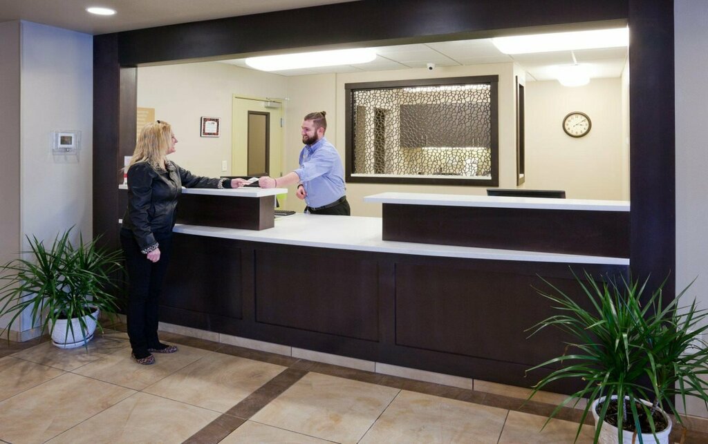 Candlewood Suites
