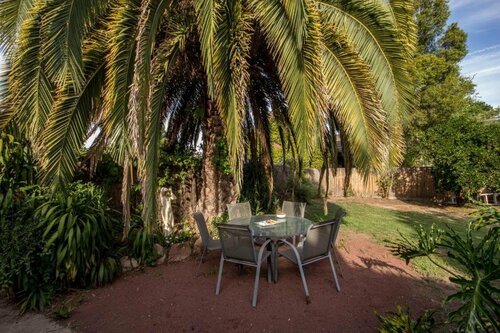 Benson House & Benson Lodge, Book Vacation Home Benalla Victorian High Country