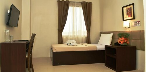 Columbus Plaza Hotel, Book Hotel Billige hoteller i General Santos