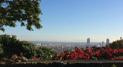 Le Jardin de Beauvoir, Book Hotel Hoteller i Rhône-Alps med parkering, Parkering