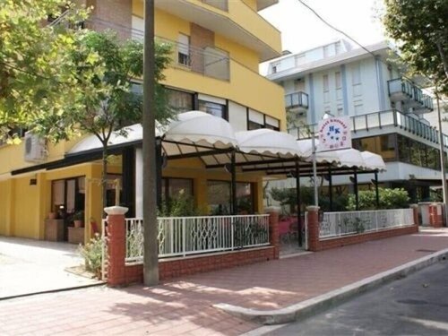 Hotel Kursaal, Забронировать Отель Отели Чезенатико 3 звезды, 3*