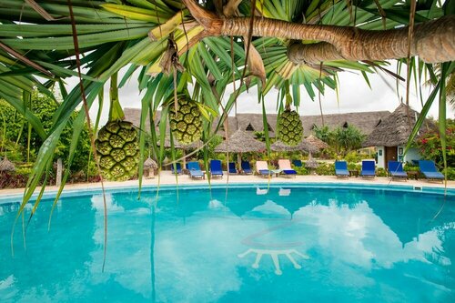 Zanzibar Queen Hotel, Book Hotel Hoteller i Pvani region med pool, Swimmingpool