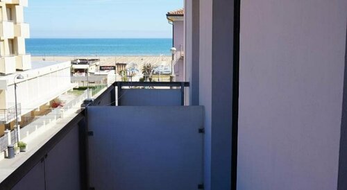 Hotel Olimpic Rimini, Забронировать Отель Отели Риваззурра с парковкой, Парковка