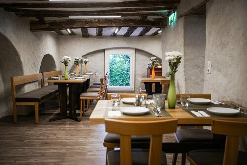 B&B Zum Schleif, Buchen Sie Bed & Breakfast Varen Kanton Wallis
