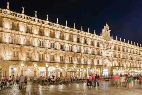 Salamanca Luxury Plaza, Book Hostel / Vandrerhjem Castile and Leon Vandrehjem, Hostel / Vandrerhjem