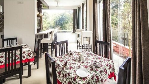 V Resorts Midwood Breeze Dehradun, Book Hotel Mussoorie Uttarakhand