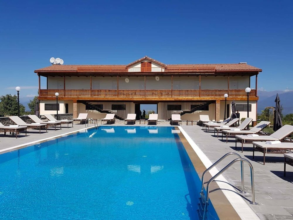 Château Mosmieri Hotel & Winery