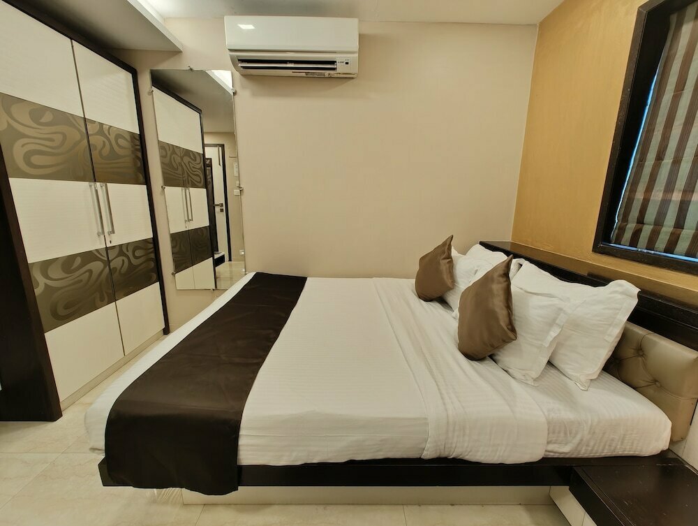 The Majlis Hotel - Colaba Mumbai