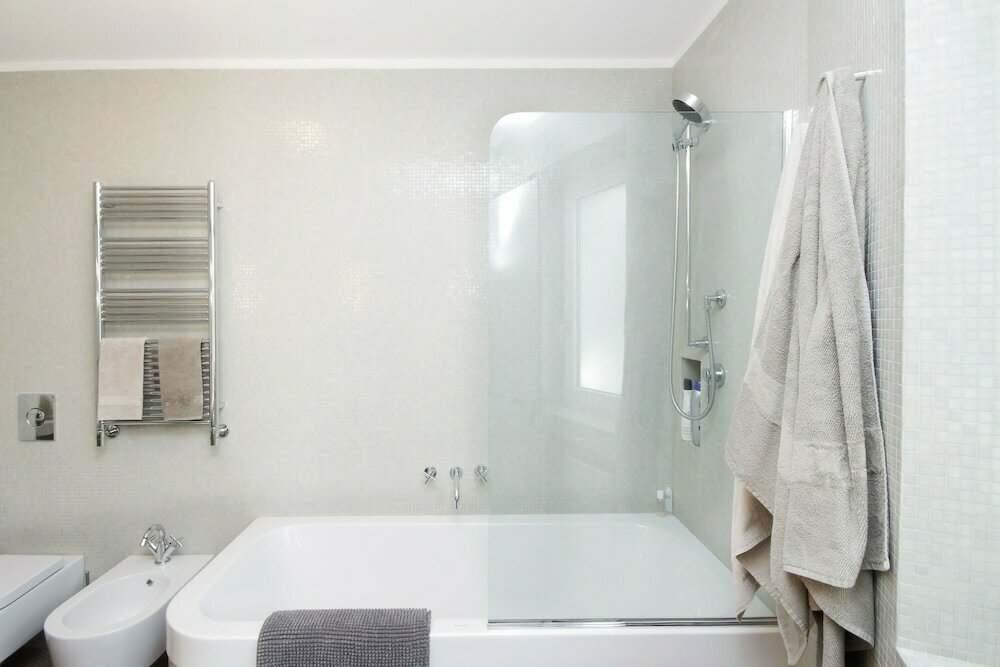 Crispi Luxury Apartments - My Extra Home