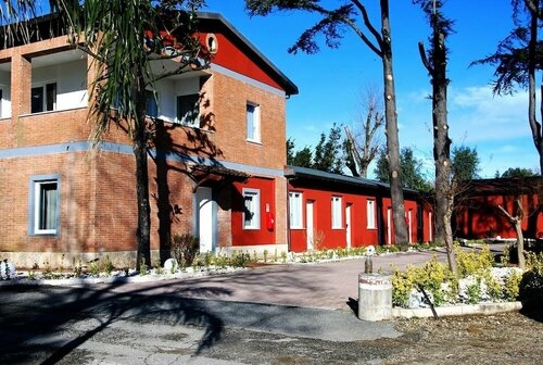 Camping Tiber, Boek Camping Hotels in Lazio met parkeren, Parkeren