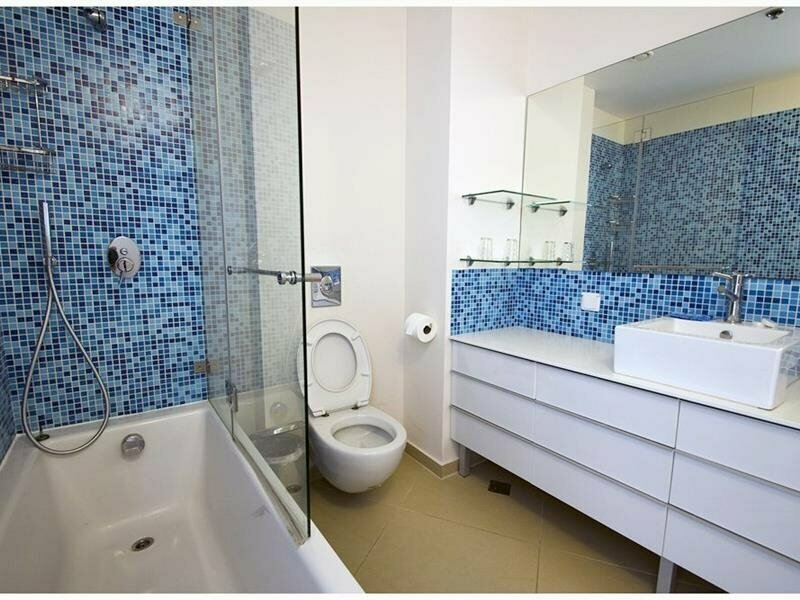 The New Hotel Blue Weiss