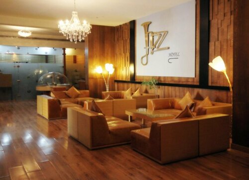 Le Jazz Hotel, Rezervați Hotel Hoteluri în Kuwait cu mic dejun, lângă The Mirror House, Mic dejun