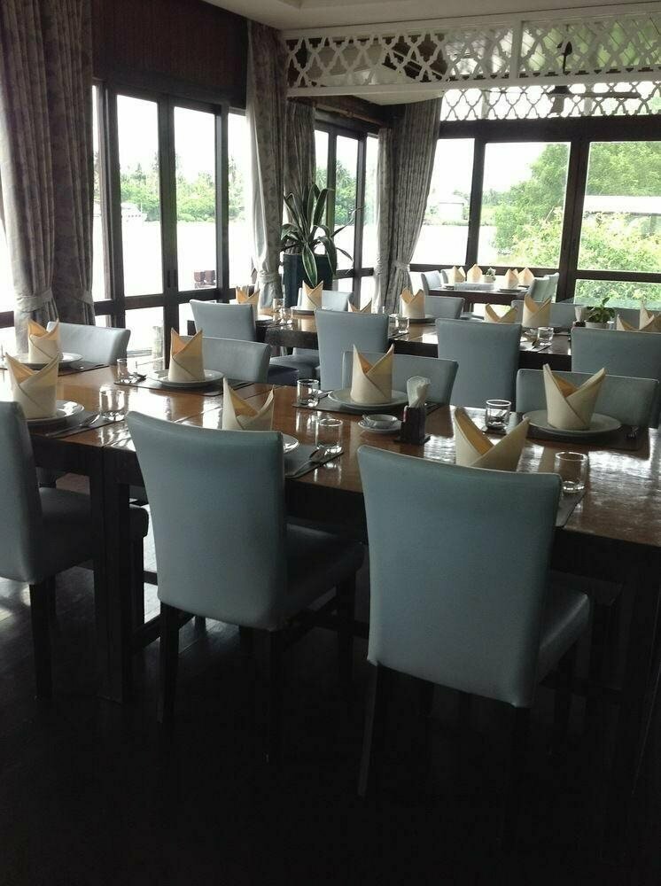 Baan Amphawa Resort & Spa - SHA Certified