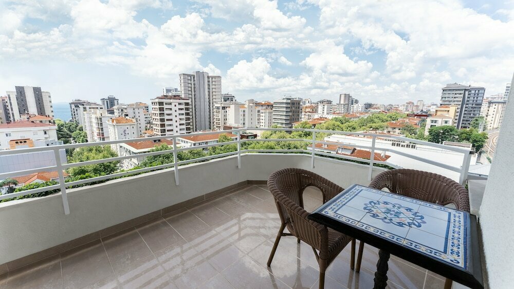 ‪The Marmara Suadiye Residence‬