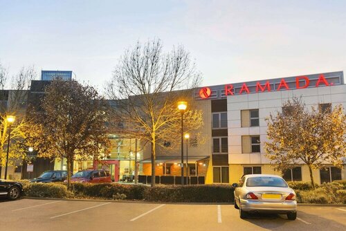 Ramada by Wyndham London North M1, Rezerwuj Hotel Stone Grove Greater London