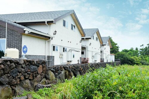 Cunny Pension, Varaa Hotelli Andeok Seogwipo