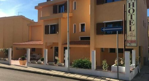 Hotel Del Porto, Забронировать Отель Отели в центре Палау, в центре