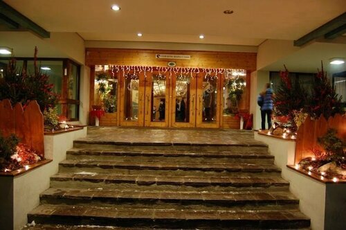 Hotel Club Regina E Fassa, Забронировать Отель Отели Долины Валь-ди-Фасса с питанием, Пансион