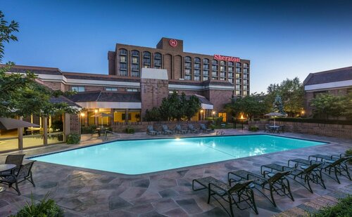 Sheraton Salt Lake City, Забронировать Отель Отели в центре Солт-Лейк-Сити, в центре