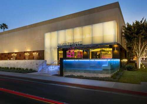 Avenue of the Arts Costa Mesa, a Tribute Portfolio Hotel, Забронировать Отель Коста-Меса Beach Cities Orange County