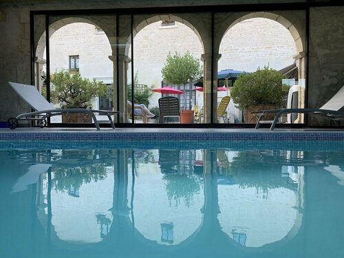 Logis de la Roche, Rezervasyon Bed and Breakfast Niort Poitou-Charentes