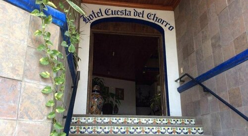 Hotel Cuesta del Chorro, Забронировать Отель Уэхутла-де-Рейес 