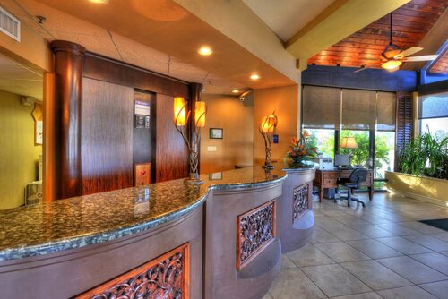 Best Western Plus Aku Tiki Inn, Boek Hotel Hotels in Florida met ontbijt, Ontbijt